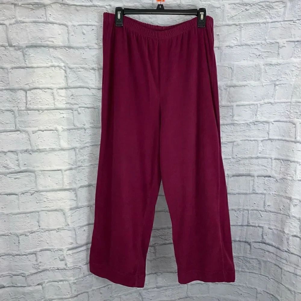 Womens pull on pants with elastic waist burgundy color sz large